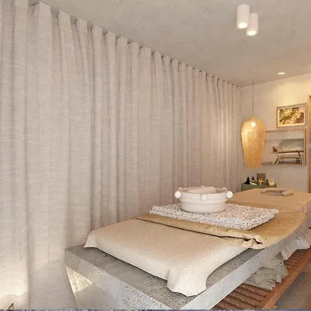 Albergue The Salty Surf & Yoga *